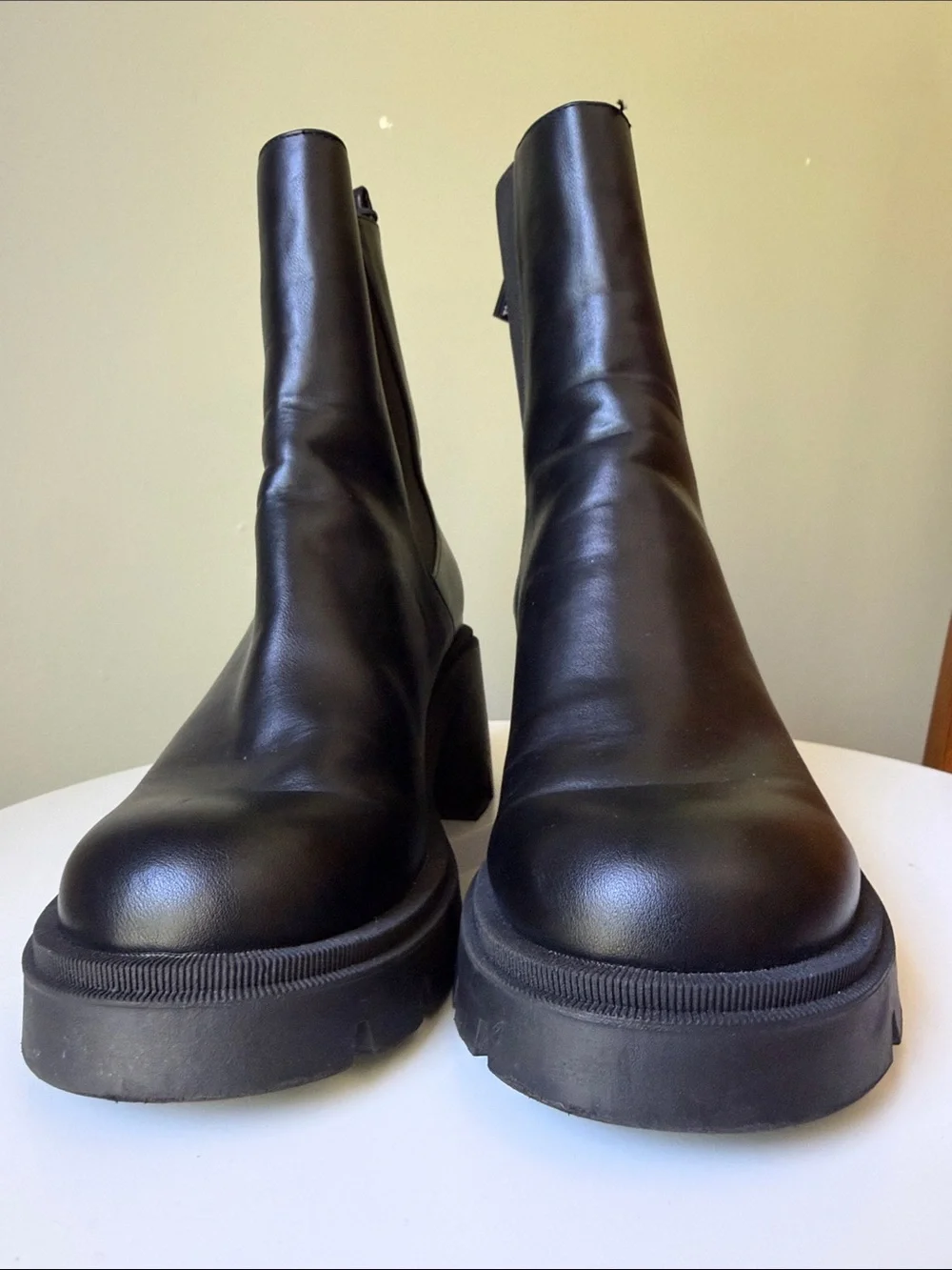 Zara Chunky Chelsea Boots Black Lug Sole Platform Ankle Boots EU 39 US 8.5